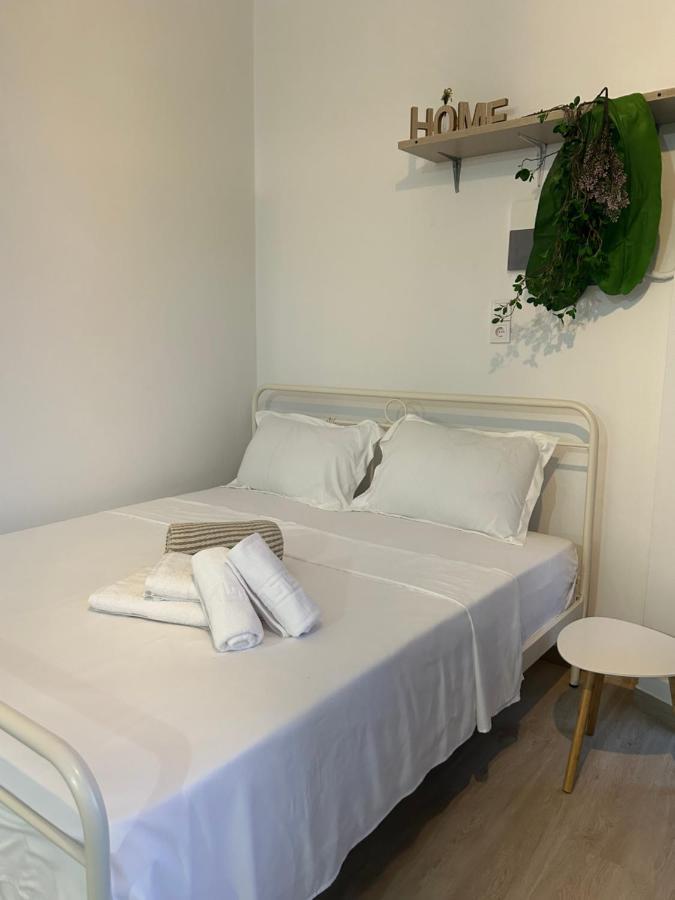 Paola's Near Athens Airport