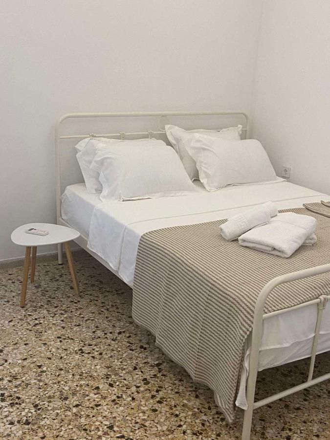 Apartment Paola's Near Athens Airport